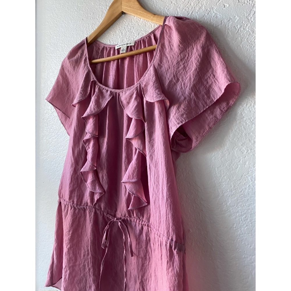 Banana Republic Top - Picture 2 of 4